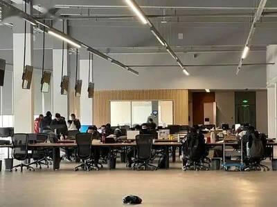 郑州迎来无人驾驶出租车 软件开发的创新驱动